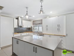 1 Karingal Pl, Blue Haven NSW 2262, Australia