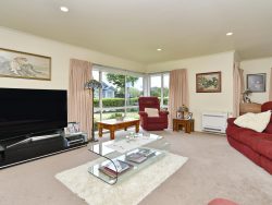 48 Lamorna Road, Parklands, Christchurch City, Canterbury, 8083, New Zealand