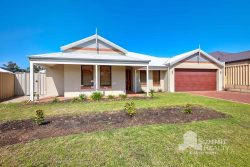 16 Peridot St, Dalyellup WA 6230, Australia