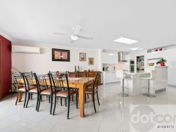 66 Sun Valley Rd, Green Point NSW 2251, Australia