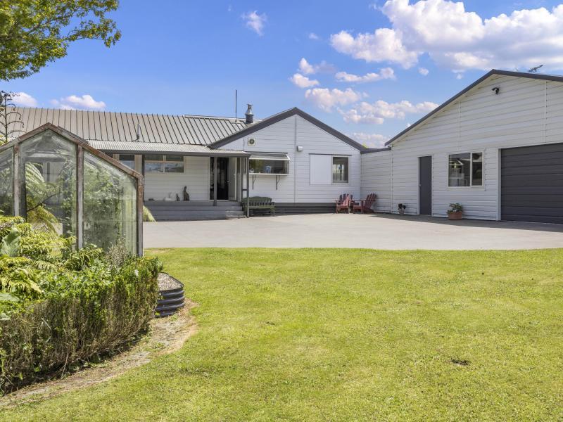 15 Fairbank Avenue, Stratford, Taranaki, 4332, New Zealand