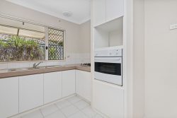 Unit 2/31 Third Ave, Kelmscott WA 6111, Australia