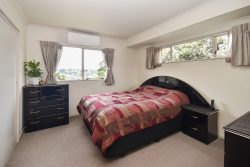 20 Longview Rise, Massey, Waitakere City, Auckland, 0614, New Zealand