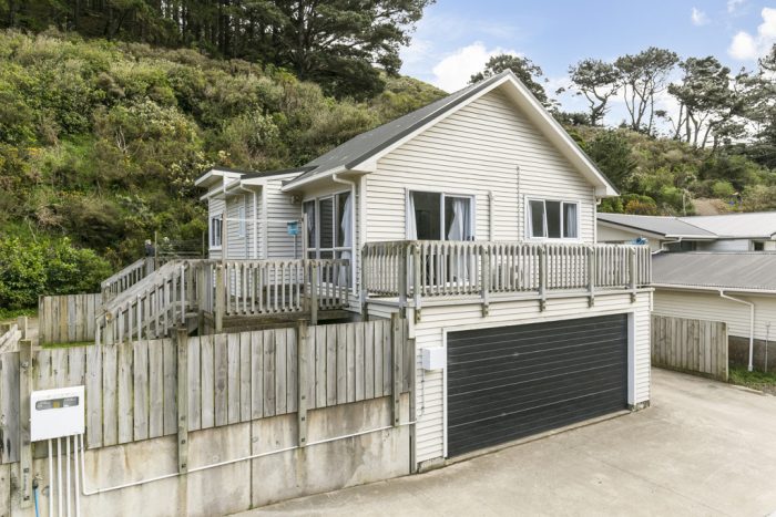 287A & C Happy Valley Road, Owhiro Bay, Wellington, 6023, New Zealand