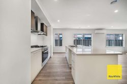 10 Fruit St, Tarneit VIC 3029, Australia