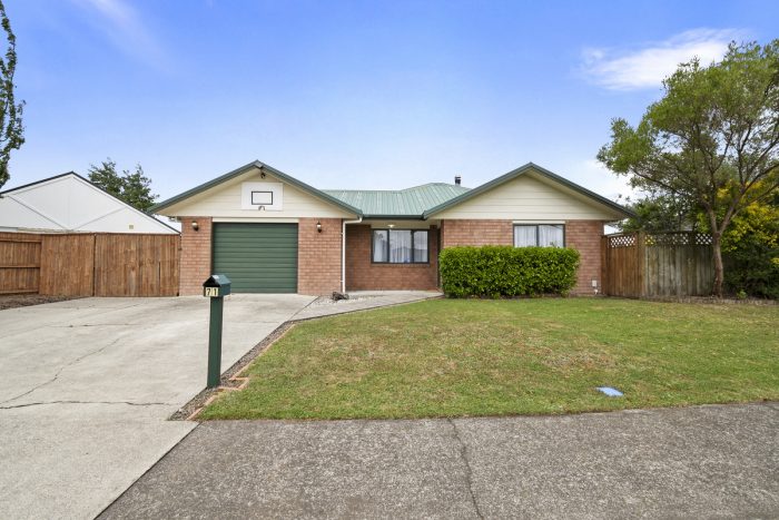 71 Hillcrest Drive, Kelvin Grove, Palmerston North, Manawatu / Whanganui, 4414, New Zealand