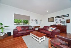 221 Keymer St, Belmont WA 6104, Australia