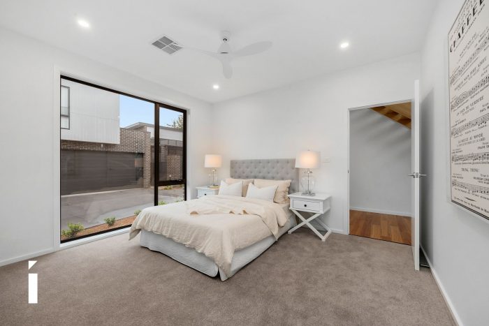 3/5 Charteris Cres, Chifley ACT 2606, Australia