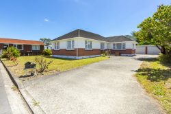 61 Kashmir Avenue, Clouston Park, Upper Hutt, Wellington, 5018, New Zealand