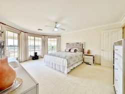 339 Pattersons Ln, Young NSW 2594, Australia