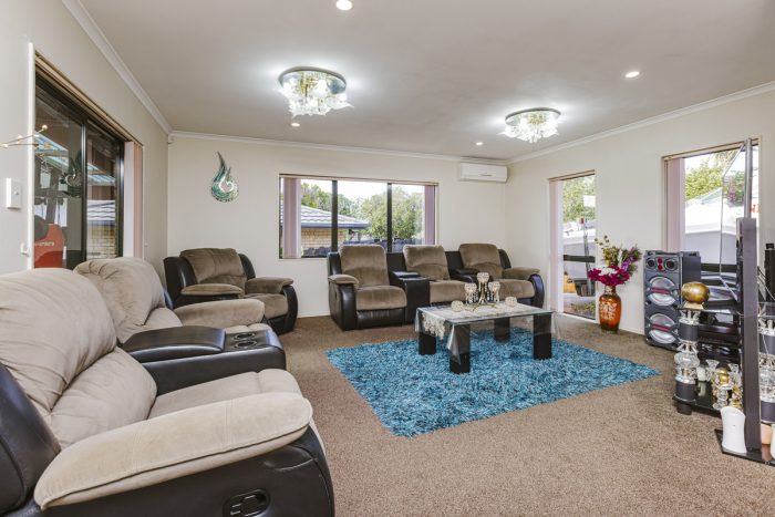 17 Reyland Close, Weymouth, Manukau City, Auckland, 2103, New Zealand