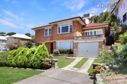 29 Scenic Dr, Merewether NSW 2291, Australia