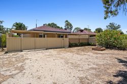 9/4 Uldina Pl, Adina Court, Pinjarra WA 6208, Australia