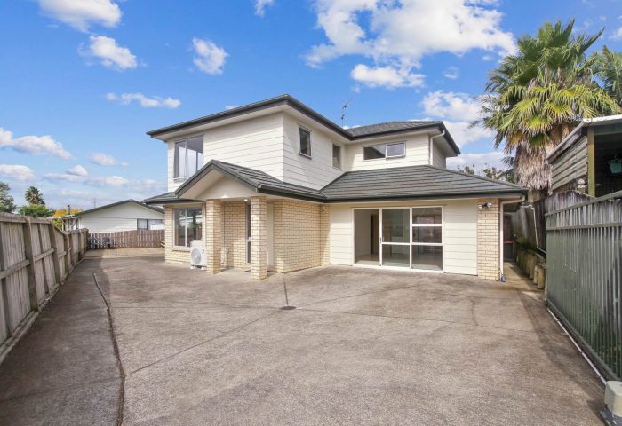 39A Hollyford Drive, Clover Park, Manukau City, Auckland, 2105, New Zealand