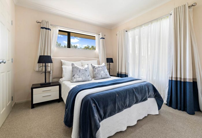 13 Cottesmore Place, Huntington Park, Manukau City, Auckland, 2013, New Zealand