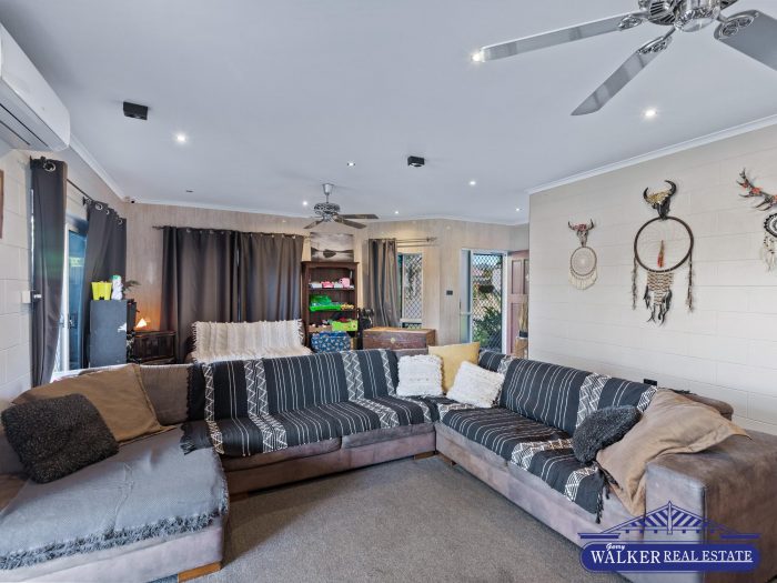 13 Leeuwin Cres, Bentley Park QLD 4869, Australia