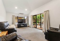 1/197 Royal Road, Massey, Waitakere City, Auckland, 0614, New Zealand