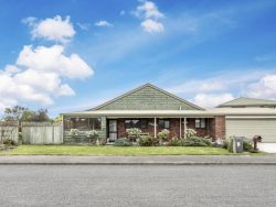 24 Waterford Drive, Winton, Southland, 9720, New Zealand