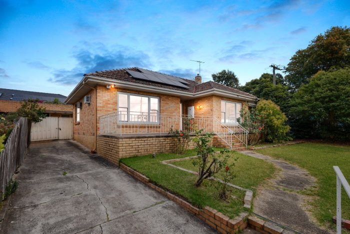 114 Woodhouse Grove, Box Hill North VIC 3129, Australia