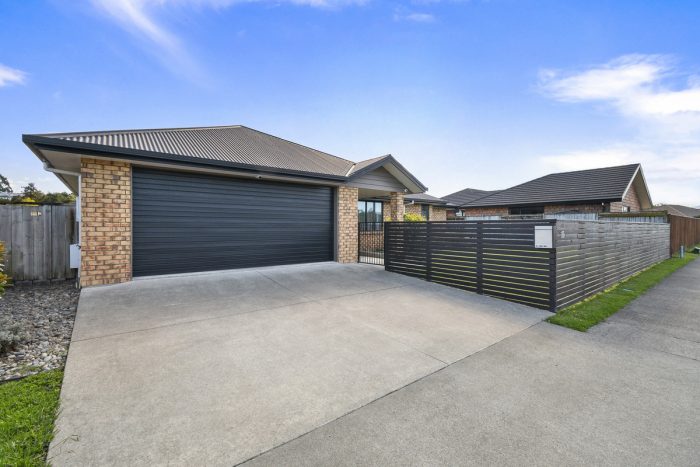 16 Chestnut Close, Kelvin Grove, Palmerston North, Manawatu / Whanganui, 4414, New Zealand