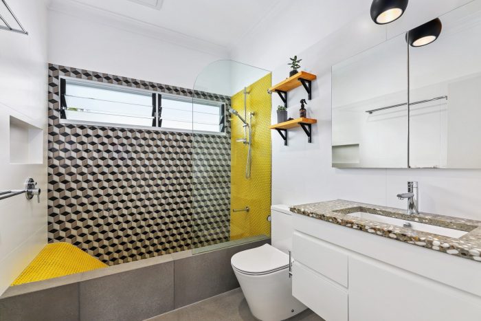 27 Chelmsford St, East Tamworth NSW 2340, Australia