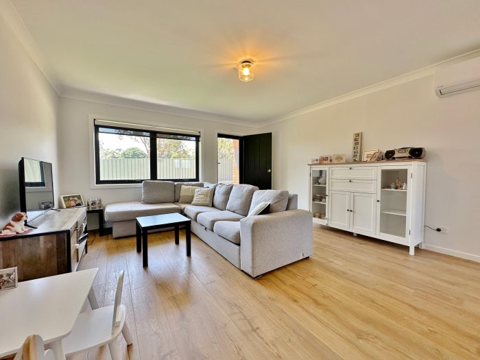 Unit 6/63 Nasmyth St, Young NSW 2594, Australia