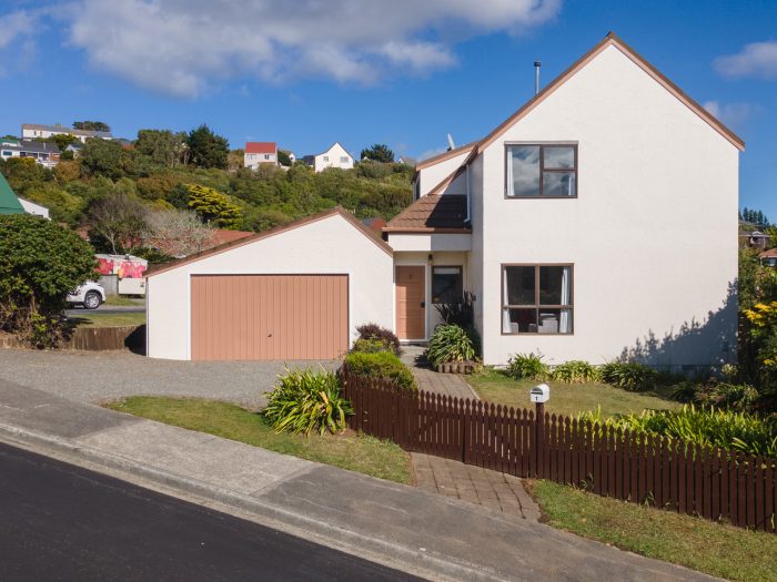 1 Atwood Grove, Churton Park, Wellington, 6037, New Zealand