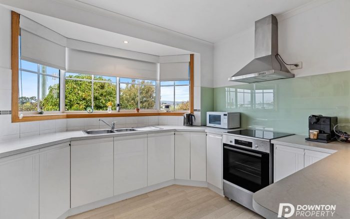 1/40 York St, Bellerive TAS 7018, Australia