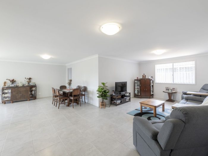 6 Elk St, Morisset Park NSW 2264, Australia