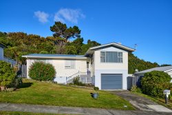10 Lambley Road, Titahi Bay, Porirua, Wellington, 5022, New Zealand