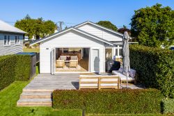 51 Smale Street, Point Chevalier, Auckland, 1022, New Zealand