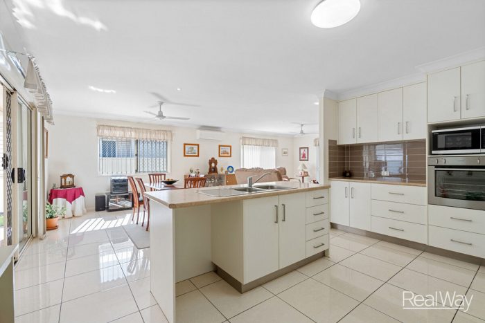 7 Dalray Dr, Raceview QLD 4305, Australia