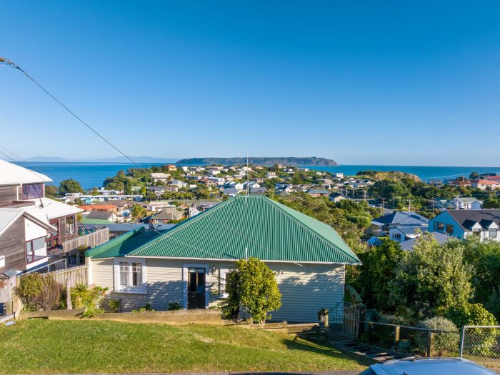 13 Thornley Street, Titahi Bay, Porirua, Wellington, 5022, New Zealand