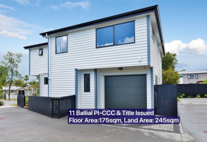 11,11A,11C Ballial Place, West Harbour, Waitakere City, Auckland, 0618, New Zealand