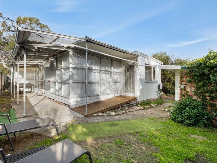 18 Eularminner St, Carlton TAS 7173, Australia