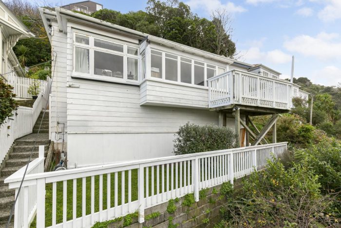 67 Garden Road, Northland, Wellington, 6012, New Zealand