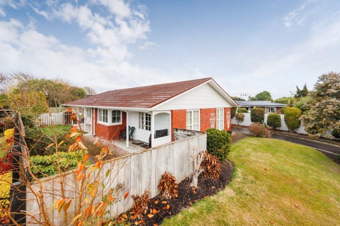 14 Mudgway Place, Awapuni, Palmerston North, Manawatu / Whanganui, 4412, New Zealand