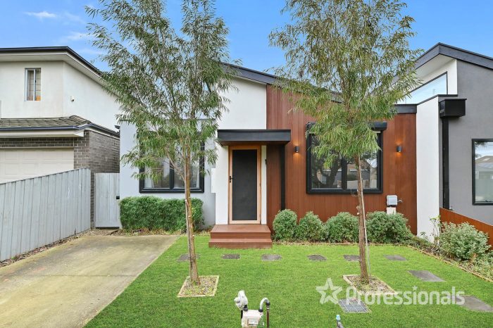 32B Browns Rd, Bentleigh East VIC 3165, Australia