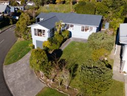 10 Chorley Grove, Churton Park, Wellington, 6037, New Zealand