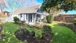 2/4 Egmont Place, Bishopdale, Christchurch City, Canterbury, 8051, New Zealand