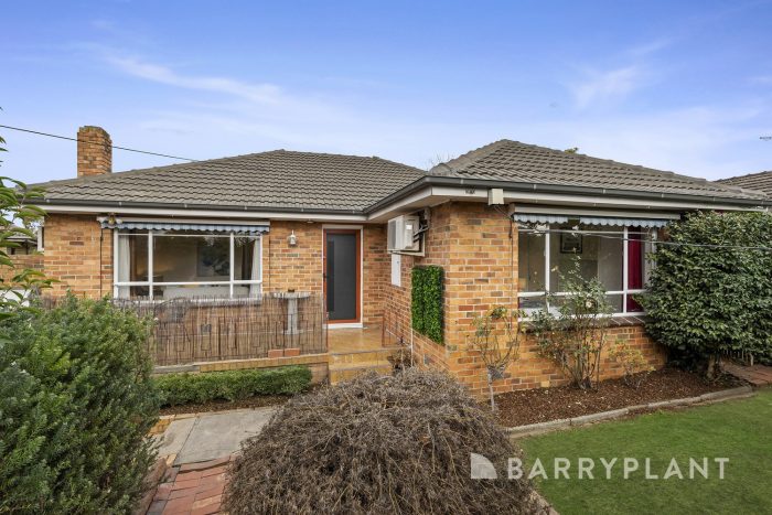 271 Grimshaw St, Watsonia VIC 3087, Australia