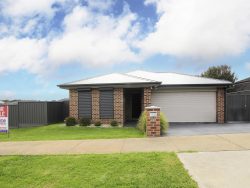 28 Vickers Dr, Warrnambool VIC 3280, Australia