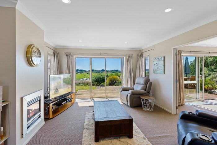 52 Harakeke Road, Te Horo, Kapiti Coast, Wellington, 5581, New Zealand