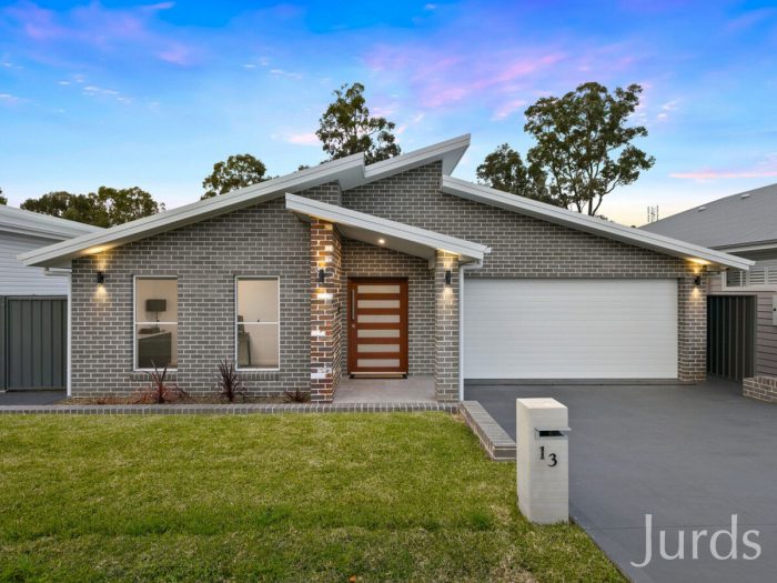 13 Portrush Ave, Cessnock NSW 2325, Australia