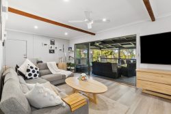 8 McLeod St, Kirwans Bridge VIC 3608, Australia