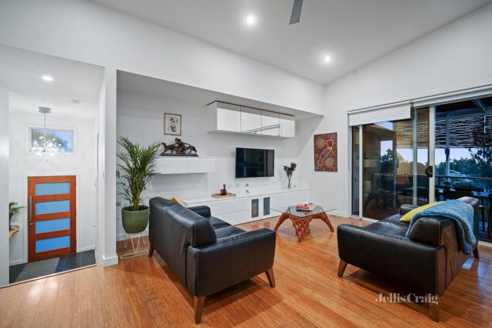 4 McManus Dr, Mount Pleasant VIC 3350, Australia