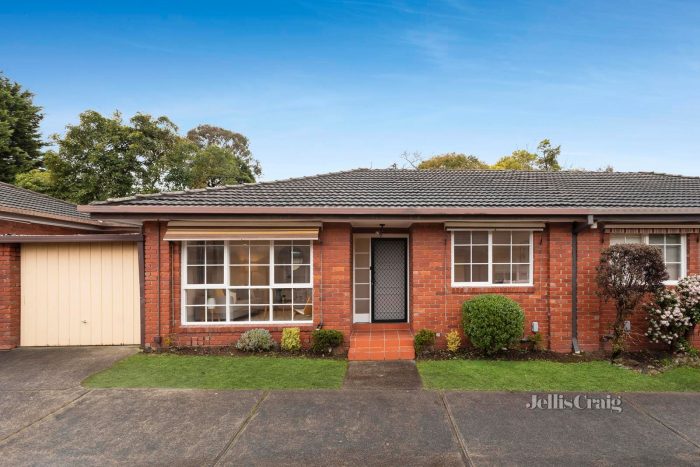 Unit 2/4-6 Mullum Mullum Rd, Ringwood VIC 3134, Australia