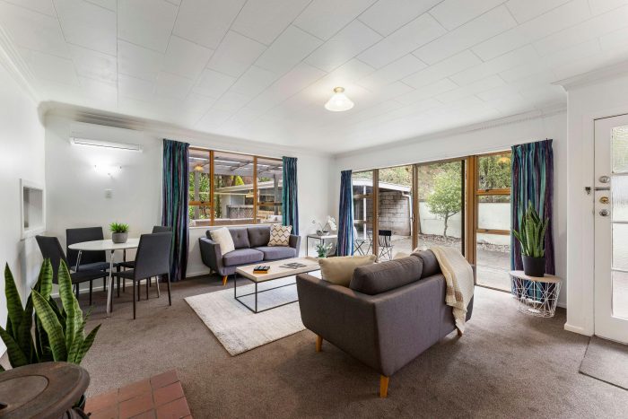 2/110 Pinehaven Road, Pinehaven, Upper Hutt, Wellington, 5019, New Zealand