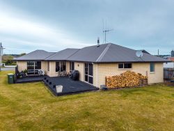 8 Studholme Street, Waimate, Canterbury, 7924, New Zealand