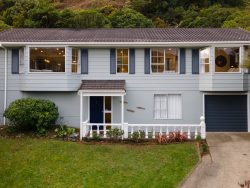 9 Tralee Place, Johnsonville, Wellington, 6037, New Zealand